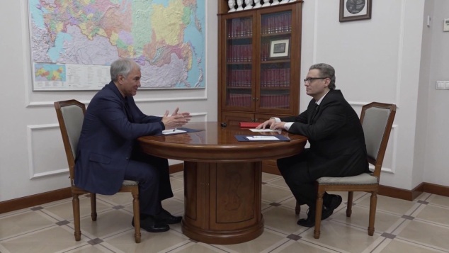 Володин обсудил с губернатором Вологодской области ограничения продажи вейпов и "наливаек"