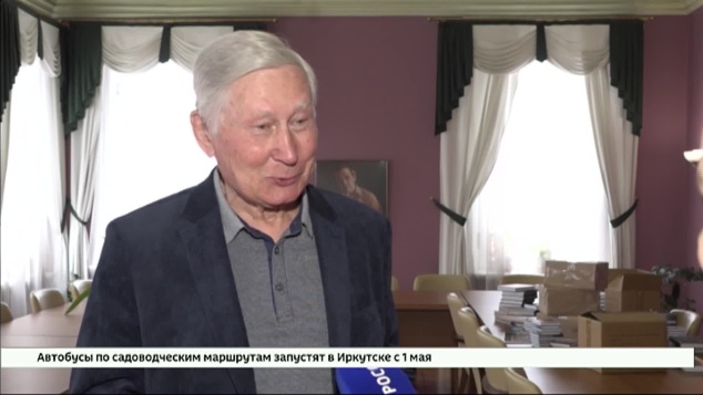 Сегодня в зону проведения СВО передали сборники стихов «Свет Родины»