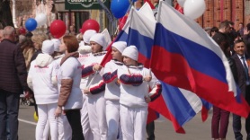 Букеты багульника и национальные костюмы: как Благовещенск праздновал 1 мая в СССР