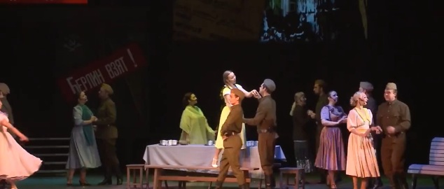 С блестящей победой из Самары вернулась Екатерина Петрова, преподаватель Детской школы искусств № 2 и солистка Саратовского областного театра оперетты