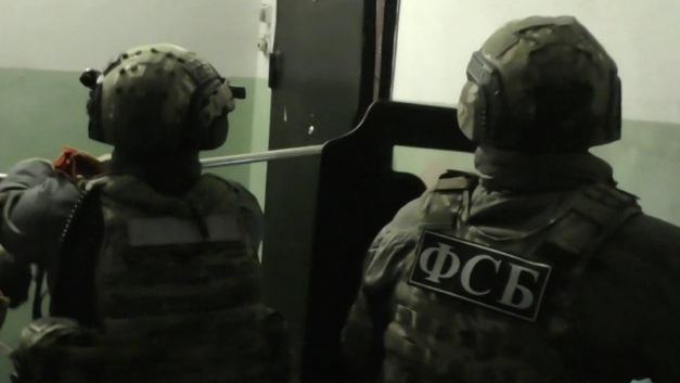 ФСБ задержала братьев, завербованных Украиной для запугивания сотрудников Роскомнадзора