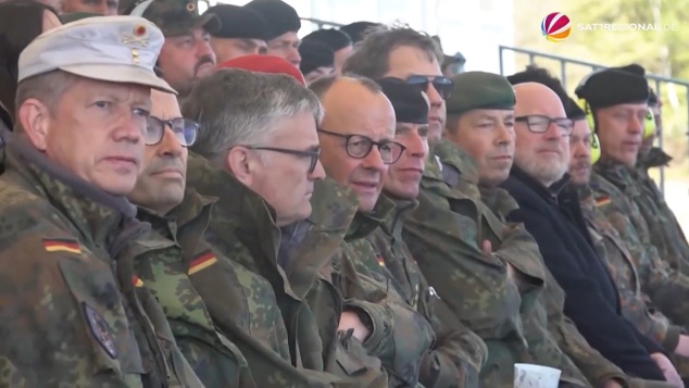 Европейские лидеры наращивают военные расходы и готовят коалиции против России