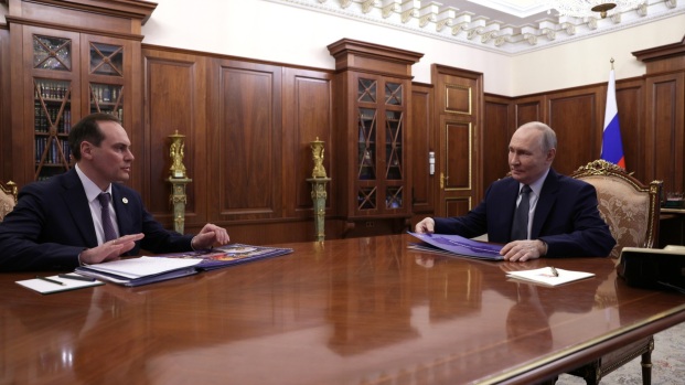 Путин дал напутствие главе Мордовии, ЕС возвращается к атомной энергетике