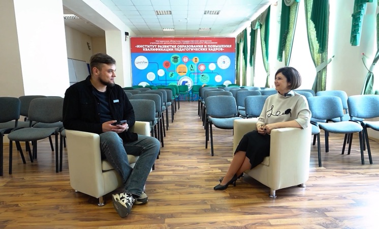 Каким конкурс "Педагог года" видят его организаторы - интервью с Юлией Магерамовой