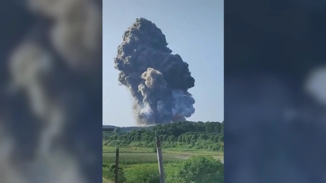 Власти Китая расследуют обстоятельства взрыва, который в понедельник вечером произошел на заводе фейерверков в  провинции Ху-нань