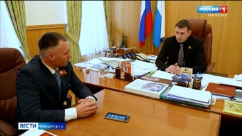 Два дня с семьёй и – снова в дела: Александр Кох вернулся с СВО на пост главы района имени Лазо