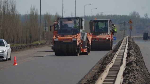 В Губкинском округе ремонтируют автомагистрали