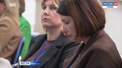 Сегодня: выездное заседание, семинар по взаимодействию с участниками СВО и открытие выставки картин