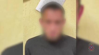 В Волжском драка из-за сорванных цветов попала на камеру