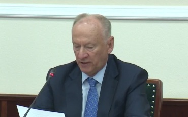 Помощник президента Николай Патрушев посетил сегодня Нарьян-Марский морской торговый порт