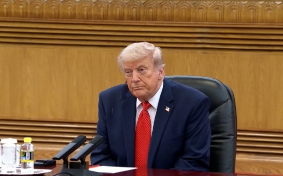Трамп назвал визит в Китай успешным, мировая пресса с ним не согласна
