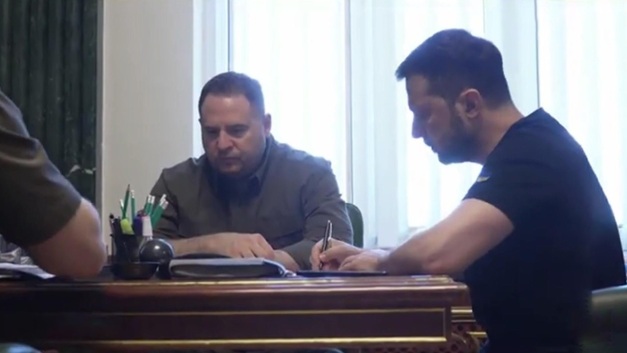 Ермак освобожден под залог: коррупционное дело и государственная охрана