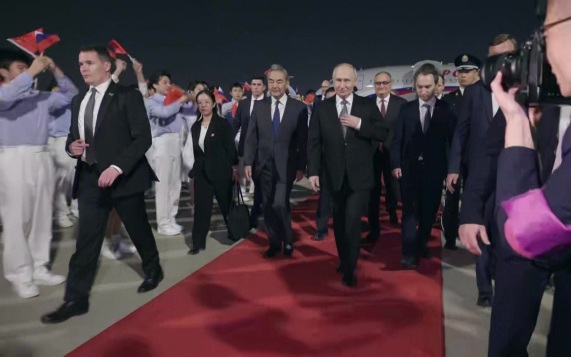 Визит Путина в Китай, успехи армии в Харьковской области и аномальная жара