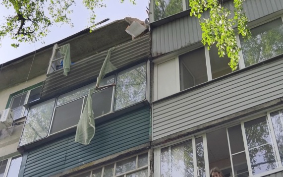 В Белгороде устраняют последствия утренней ракетной атаки ВСУ
