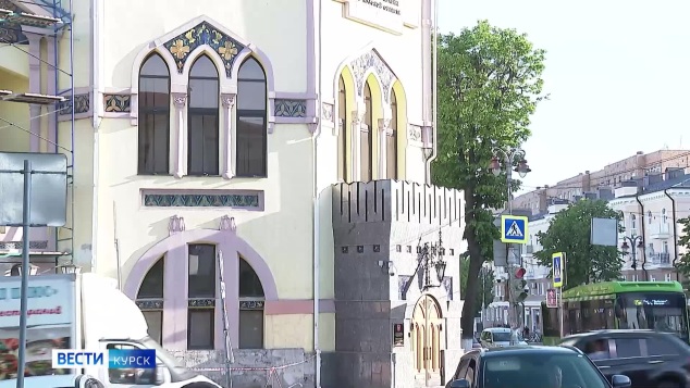 В честь дня рождения Александра Дейнеки курянам представили маршрут пешеходной экскурсии