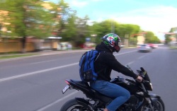 В Благовещенске полицейские оперативно задержали подозреваемого в грабеже