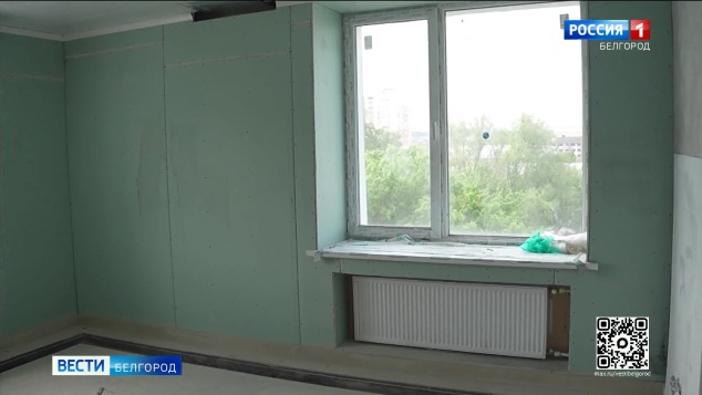Александр Шуваев проинспектировал ход работ в обновленной поликлинике №1 Белгорода