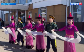 "Театральный поезд" совершил очередную остановку в Улан-Удэ