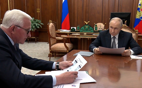 Шохин на встрече с Путиным предложил реформу института бизнес-омбудсмена