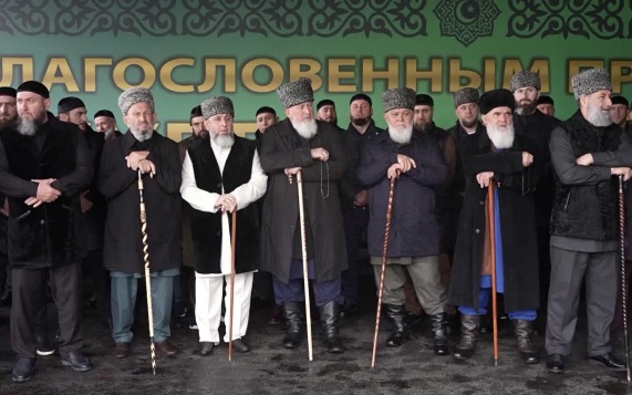 Курбан-Байрам в Чечне: молитвы, жертвоприношения и благотворительность