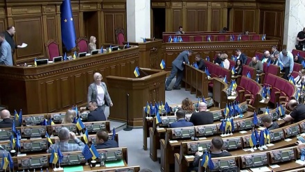 Украинская Рада рассматривает меморандум с ЕС на фоне провалов реформ и угроз эскалации