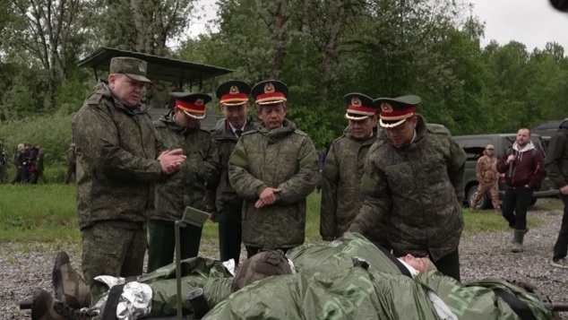Бункеры и дроны-эвакуаторы: под Петербургом прошли уникальные учения военных медиков