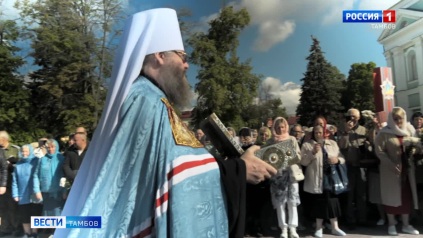 В Тамбов доставили частицу святых мощей