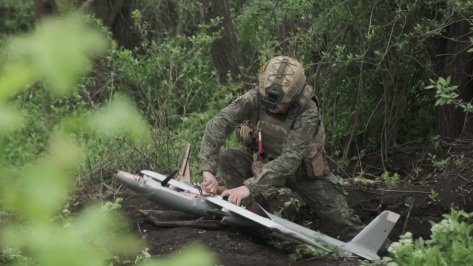 Группировка "Север" берет пленных после ударов с воздуха