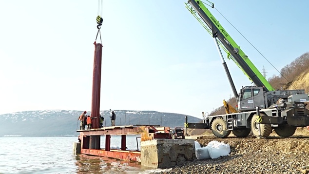 В Магадане начали укреплять берег Охотского моря