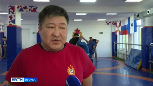 Воля к победе. Спортсмен из Иркутска представит Россию на чемпионате мира по вольной борьбе среди студентов