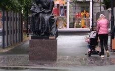 Начало лета оказалось серым и прохладным