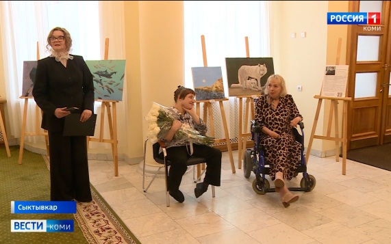 В Администрации Главы Республики Коми и Правительства Республики Коми открылась выставка картин художницы, поэтессы и прозаика Анастасии Лабецкой