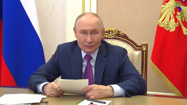 Владимир Путин провел совещание по реализации государственной политики в сфере поддержки русского языка и языков народов 
России