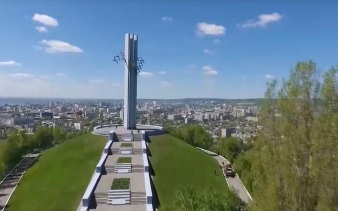 В Парке Победы на Соколовой горе обновляют фонтан