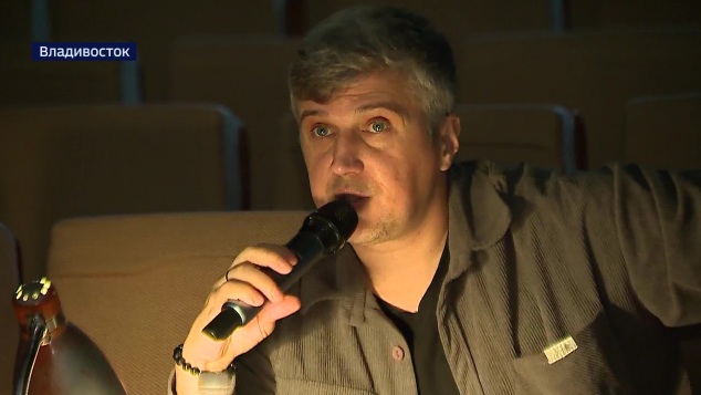 "Это сделал Дворецки (й)?!": увлекательный комедийный триллер поставил театр имени Горького