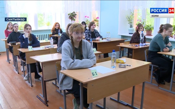 Почти 3 700 одиннадцатиклассников республики сдали обязательный экзамен по русскому языку