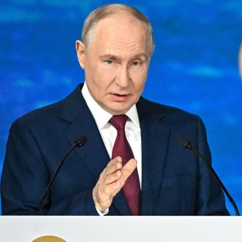 Выступление Путина на пленарной сессии ПМЭФ