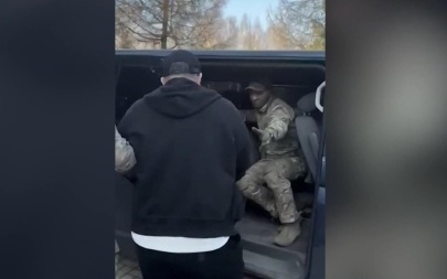 Элитные авто и предметы роскоши изъяли у создателей нелегальной платежной платформы в России