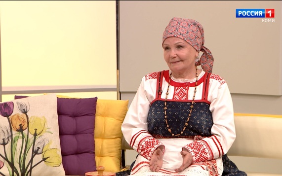 Олӧм-вылӧм. Руководитель фольклорного коллектива Мария Попова из с.Нившера Корткеросского