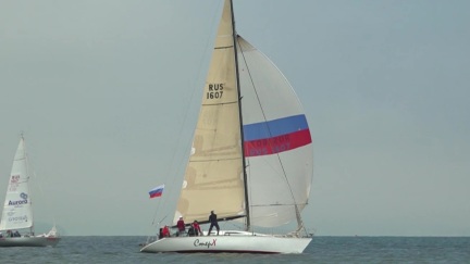 Наша страна сегодня отмечает - главный государственный праздник День России