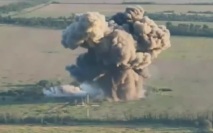 Минобороны показало кадры уничтожения укрытий врага планирующими авиабомбами