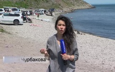 Стихийный паркинг-пляж образовался на Патрокле: автомобилисты и отдыхающие делят место под солнцем