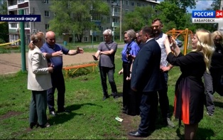 Мэр Хабаровска в Бикинском районе поделился опытом решения вопросов из атласа проблемных объектов