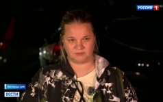 Эвакуация пострадавших детей после атаки на автобус в Брянской области