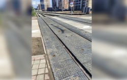 На улице Конной в Благовещенске появился регулируемый железнодорожный переезд
