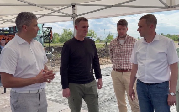 Урожай и развитие села: Патрушев с рабочей поездкой в Саратове