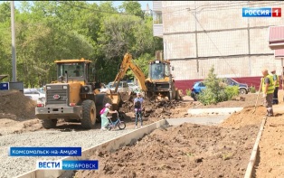 Новые детские и спортивные комплексы появятся во дворах Комсомольска благодаря нацпроекту
