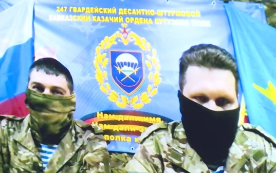 Бойцы рассказали студентам Ставрополя об особенностях службы