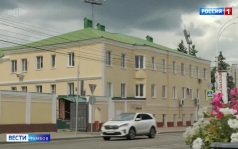 Где располагалась старейшая аптека Тамбова?