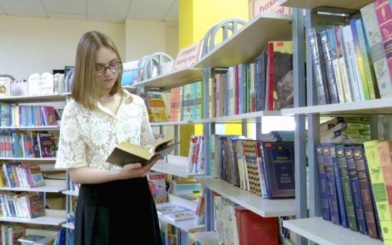 Две выпускницы "Алгоритма успеха" дважды получили по 100 баллов на ЕГЭ